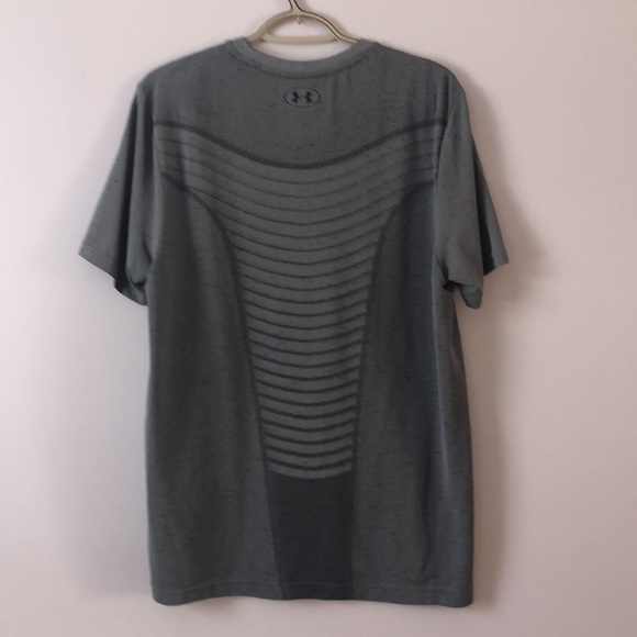 Men’s Under Armour Fitted The Seamless Tee - Picture 5 of 10